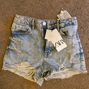 Zara shorts new with tag
